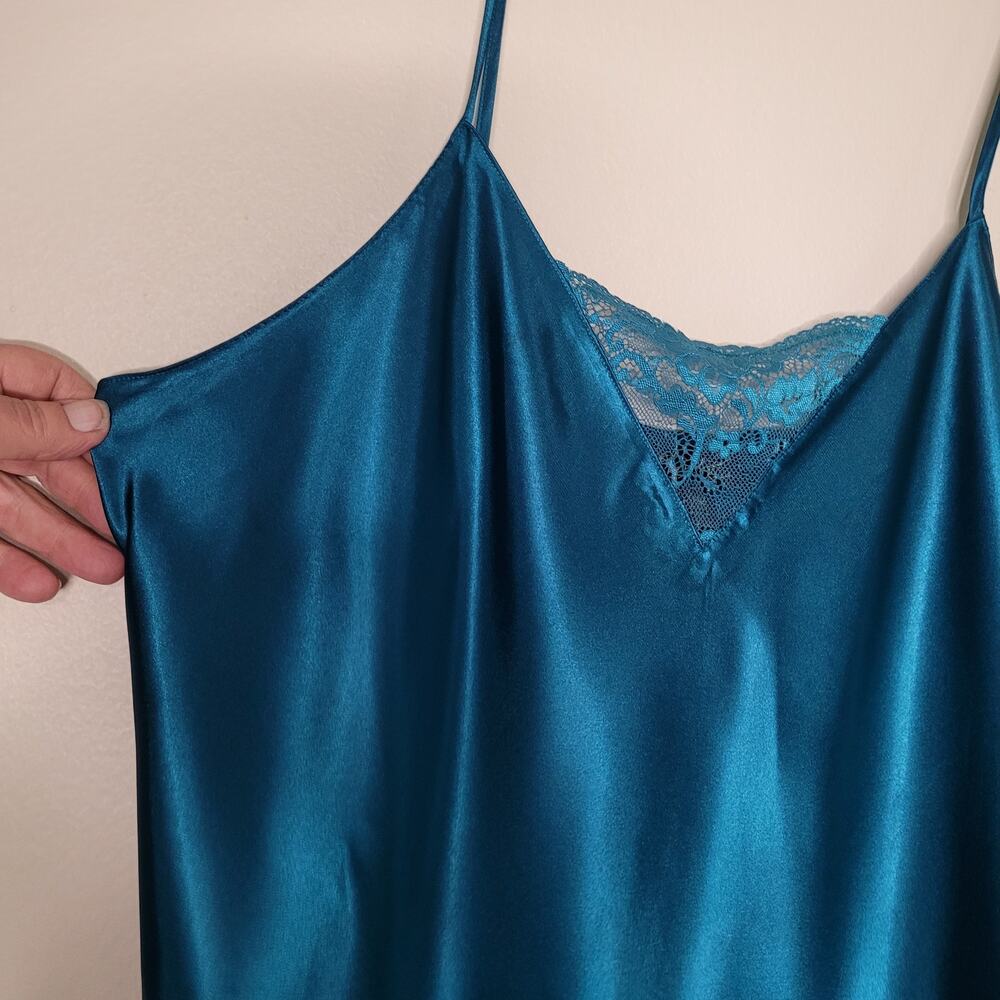 Thalia 2XL Blue Green Nightgown - Cozy & Chic Sleepwear - Picture 3 of 14